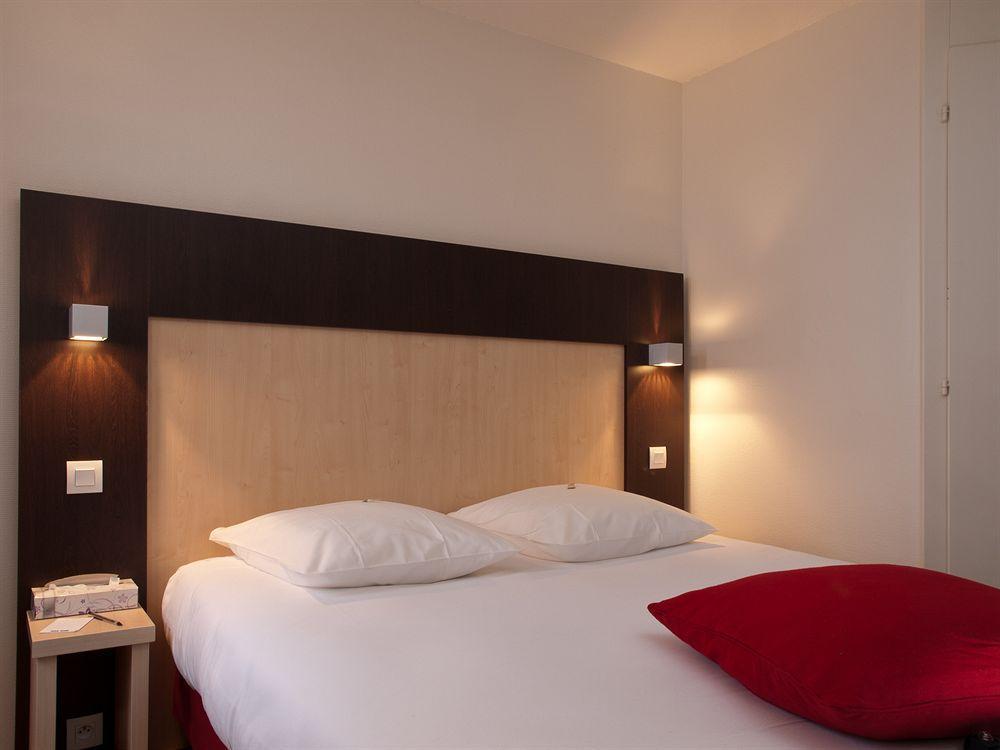 Kyriad Rouen Nord - Mont Saint Aignan Екстериор снимка